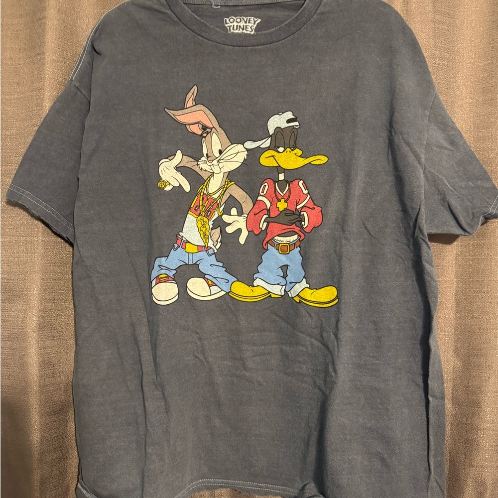 ⭐️ SOLD ⭐️ Warner Bros. Looney Tunes Charcoal Tee